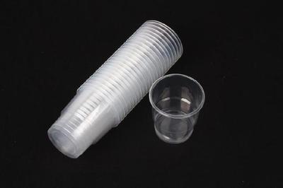 玻璃杯、塑料杯、不銹鋼杯&hellip;你知道哪種杯子用起來最安全嗎?